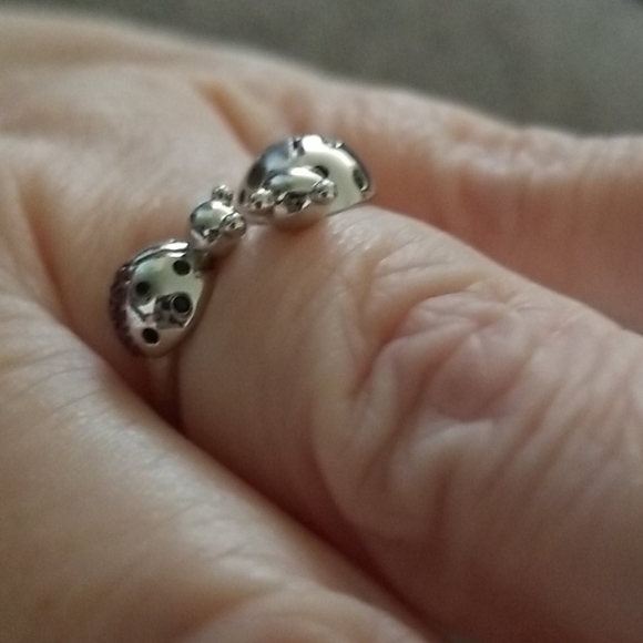 Lady Bugs Ring - 925 SS White Gold Overlay & Ruby - Picture 8 of 12